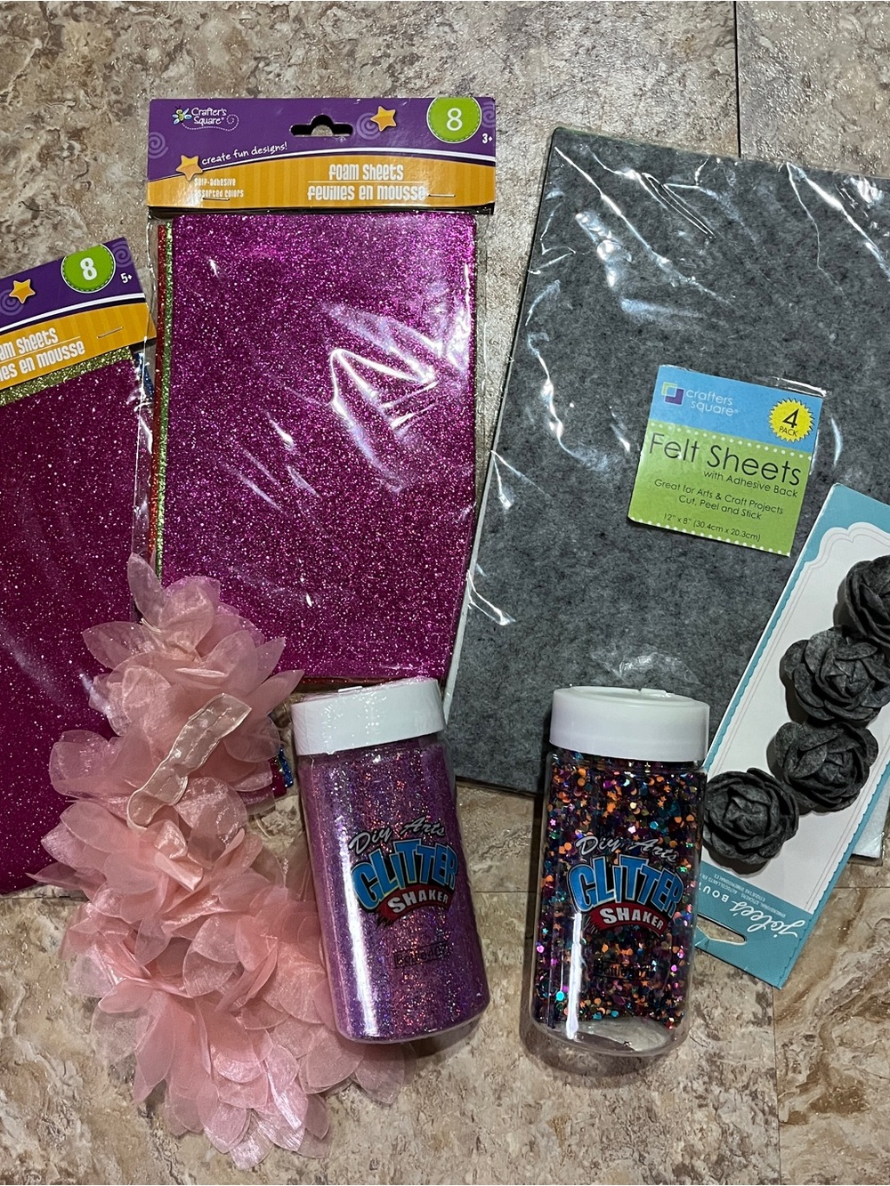 CRAFT LOT INCLUDES UN-OPENED GLITTER !